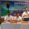 1761348148746-kepala-wilayah-astra-daihatsu-sumbagsel-david-gunawan-memaparkan-jika-kendaraan-niaga-mengalami-peningkatan-penjualan-cukup-si-1761320884080_169