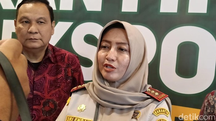 1761392067527-kepala-balai-karantina-sumsel-sri-endah-ekandari-1761319544503_169