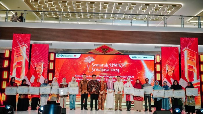 1761672934552-kantor-perwakilan-bank-indonesia-provinsi-sumatera-selatan-menyelenggarakan-semarak-umkm-seru-sriwijaya-2025-1761657730475_169