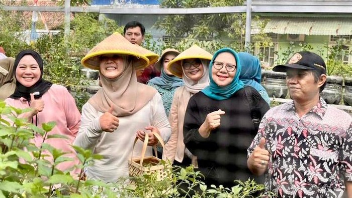 1761716694165-kwt-binaan-pertamina-patra-niaga-sumbagsel-yang-meraih-juara-lomba-gsmp-menyala-1761659250710_169