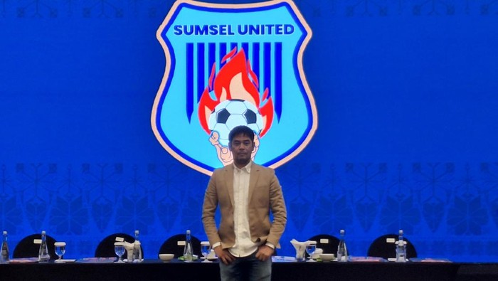 1761716710527-nil-maizar-ditunjuk-menjadi-pelatih-sumsel-united-1749967978055_169