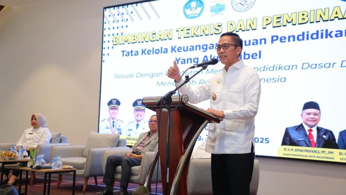 1761759479690-walkot-palembang-ratu-dewa-1761731220478_169