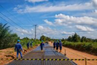 1761866639519-akses-pembangunan-jalan-yang-dilakukan-pt-oki-pulp-paper-mills-di-jalan-pasar-jetty-baung-1761835098224_169