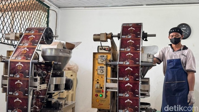 1762125587455-kopi-bola-dunia-1762062692040_169