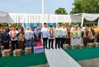 1762407741503-bantuan-dumisake-pendidikan-disalurkan-ke-siswa-siswa-di-2-kabupaten-di-jambi-1762369143929_169