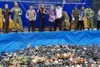 1762429647944-pemusnahan-barnag-bukti-1762406178438_169