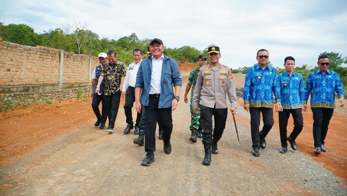 1762471249005-tinjau-jalan-1762431491201_169