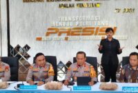 1762515632735-konferensi-pers-polda-metro-jaya-soal-kasus-tuduhan-ijazah-palsu-jokowi-1762487376388_169