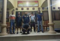 1762623375629-polsek-rambang-berhasil-menangkap-pelaku-perampokan-di-rambang-muara-enim-1762599788837_169