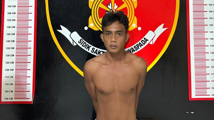 1762688372961-pencuri-motor-1762681776823_169