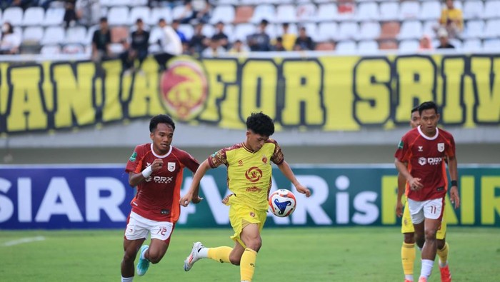 1762926212143-laga-sriwijaya-fc-melawan-garudayaksa-fc-1757856698882_169