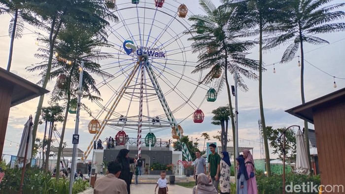 1763185092530-g-walk-salah-satu-wisata-yang-bisa-dikunjungi-di-palembang_169