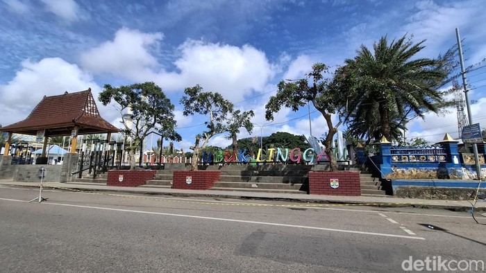 1763358234245-alun-alun-merdeka-kota-lubuklinggau_169