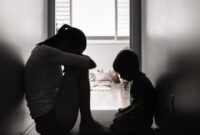 1763358306491-ilustrasi-kekerasan-ibu-dan-anak_169