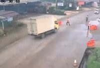 1763550355381-tabrak-lari-1763530793382_169