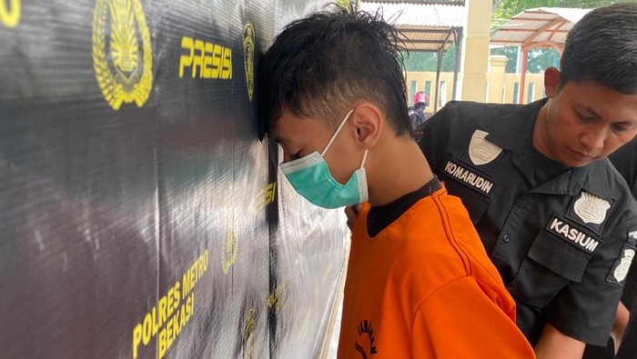 1763636752710-pelaku-pencurian-di-bekasi-dok-ist-1763612804287_169