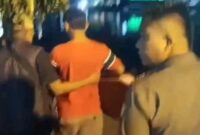 1764673613887-pengamen-resahkan-pengunjung-di-kawasan-kambang-iwak-pallembang-diamankan-1764648555173_169