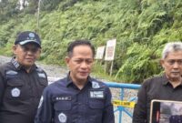 1765019151243-menteri-lingkungan-hidupkepala-badan-pengendalian-lingkungan-hidup-klhbplh-hanif-faisol-nurofiq-1764990114043_169