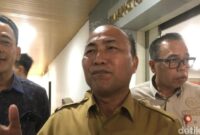 1765256773913-asisten-i-setda-sumsel-apriyadi-1765208419168_169