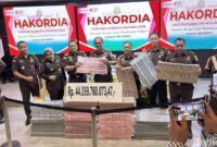 1765278367145-kejati-bengkulu-merilis-uang-negara-yang-diselamatkan-dari-kasus-korupsi-1765266821511_169