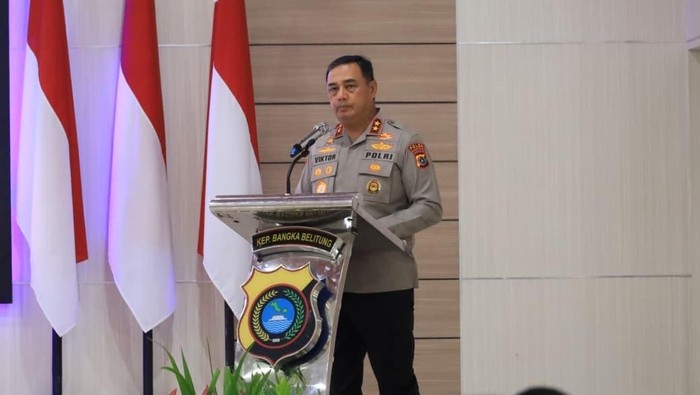 1765299945137-kapolda-bangka-belitung-irjen-viktor-t-sihombing-1765270827366_169