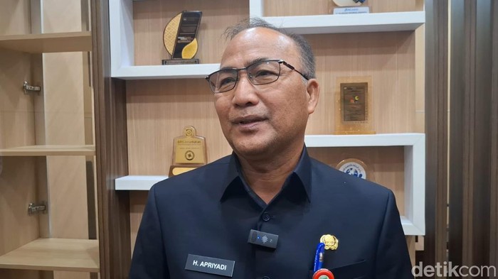 1765451155127-asisten-i-setda-sumsel-apriyadi-1765438226307_169