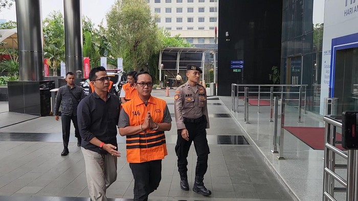 1765472760819-bupati-lampung-tengah-ardito-wijaya-1765437710722_169