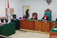 1765515949855-sidang-daring-dua-kurir-narkoba-jaringan-besar-di-palembang-dituntut-hukuman-mati-1765503171241_169