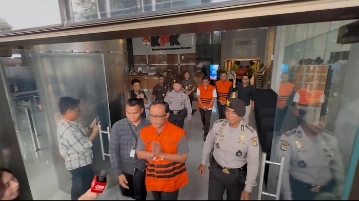 1765515952400-bupati-lampung-tengah-ardito-wijaya-adrialdetikcom-1765447248150_169