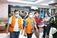 1765688734086-tersangka-tambang-di-bengkulu-1765631899913_169