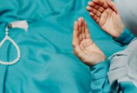 1765731950120-ilustrasi-berdoa-sebelum-tidur_169