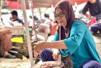 1765796755952-pedagang-ayam-di-palembang-1765788958563_169