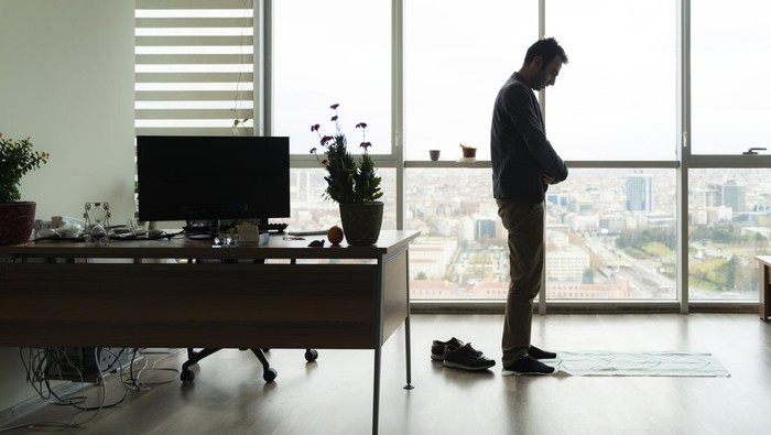 1765818364696-ilustrasi-salat-sholat_169