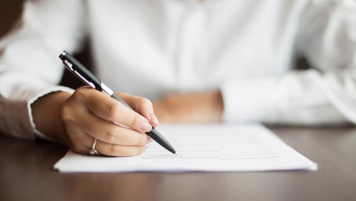 1765861594030-menulis-deskripsi-catatan-wali-kelas-di-rapor-1750066831061_169