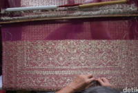 1766034381426-proses-pembuatan-kain-songket-palembang_169