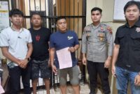 1766056022876-polisi-menangkap-dua-debt-collector-yang-mengeroyok-nasabah-di-sungai-penuh-jambi-1766032141417_169