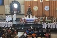 1766682386723-suasana-misa-natal-di-gereja-santo-yoseph-palembang-1766664593357_169