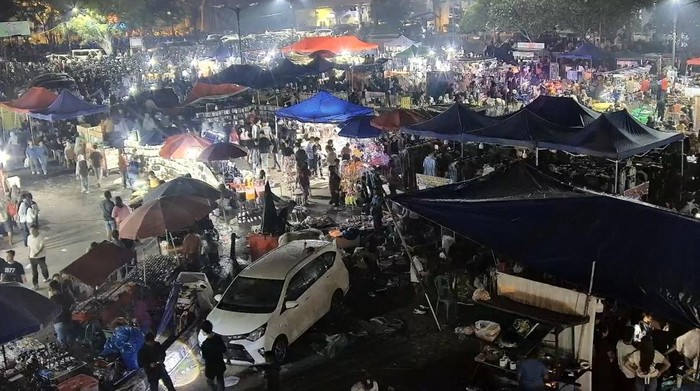 1767222302946-suasana-di-bawah-jembatan-ampera-saat-pergantian-tahun-baru-1767202103450_169