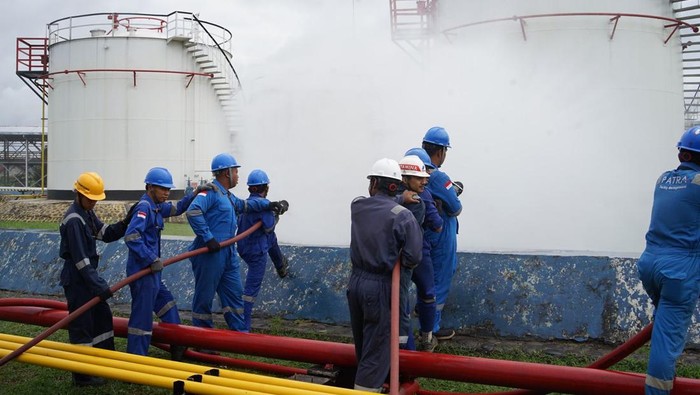 1767459920989-pertamina-patra-niaga-sumbagsel-lakukan-simulasi-kedaruratan-di-lahat-1767450324230_169