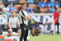 1767589647189-john-herdman-pelatih-timnas-indonesia-1767451570059_169