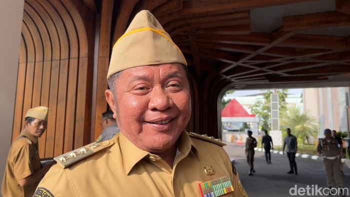 1767611220717-gubernur-sumatera-selatan-herman-deru-1767580647128_169