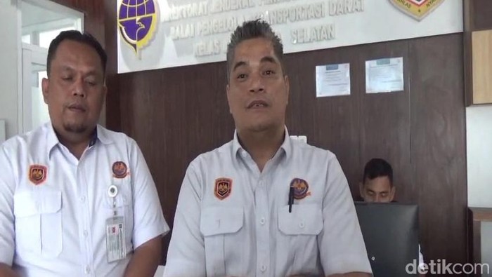 1767870359151-kepala-seksi-lalu-lintas-jalan-sungai-danau-penyebrangan-dan-pengawasan-bptd-kelas-ii-sumsel-milfer-jonely-1767861036391_169