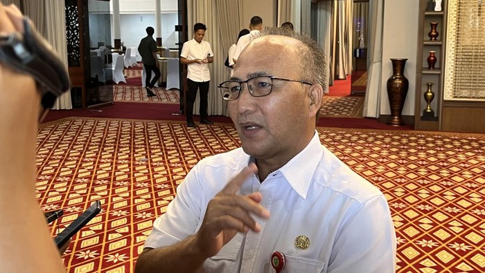 1768453571725-asisten-i-bidang-pemerintahan-dan-kesejahteraan-rakyat-setda-sumsel-apriyadi-1768409817163_169