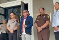 1769101599321-hinca-pandjaitan-anggota-komisi-iii-dpr-ri-saat-kunker-di-polda-jambi-1769079773551_169