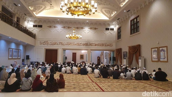 1769101605685-suasana-takziah-di-kediaman-haji-alim-1769089925719_169