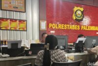 1769533620780-ibu-rumah-tangga-di-palembang-melaporkan-dugaan-kdrt-oleh-suaminya-sendiri-ke-polrestabes-palembang-1769510300958_169